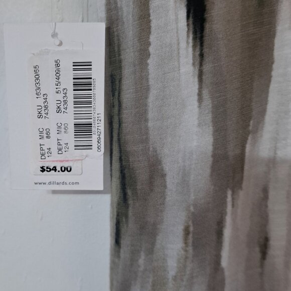 Westbound Woman petites Short Sleeve T Shirt w/ Shoulder Accents NWT - Picture 10 of 12